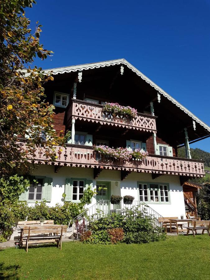 Villa Zeppelin - App Bergkristall Bramberg am Wildkogel Exteriör bild